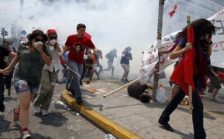 0163 protester1